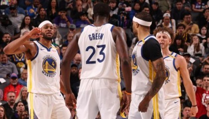 星空体育-勇士五小破局！库里巴特勒合拍5战4胜，金州现曙光？