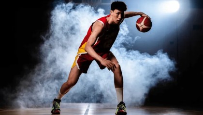 记者：杜克大学助教今日拜访郇斯楠，后者本周访问西北大学